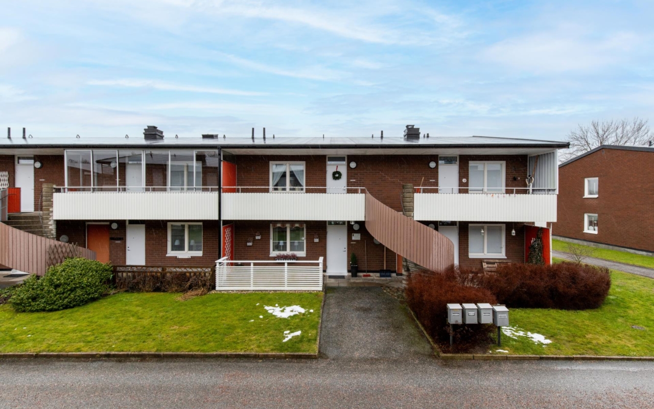 Tryggmaklarhus