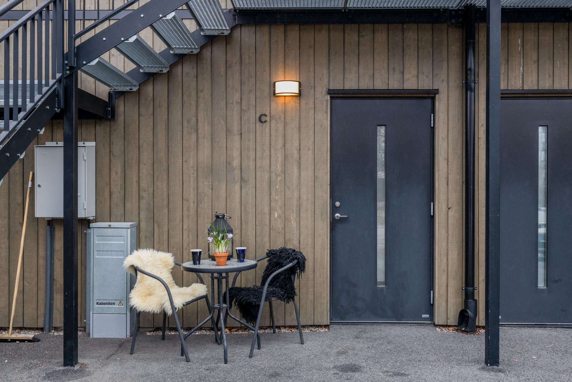 NÄRHET TILL STAN OCH UNIVERSITETET