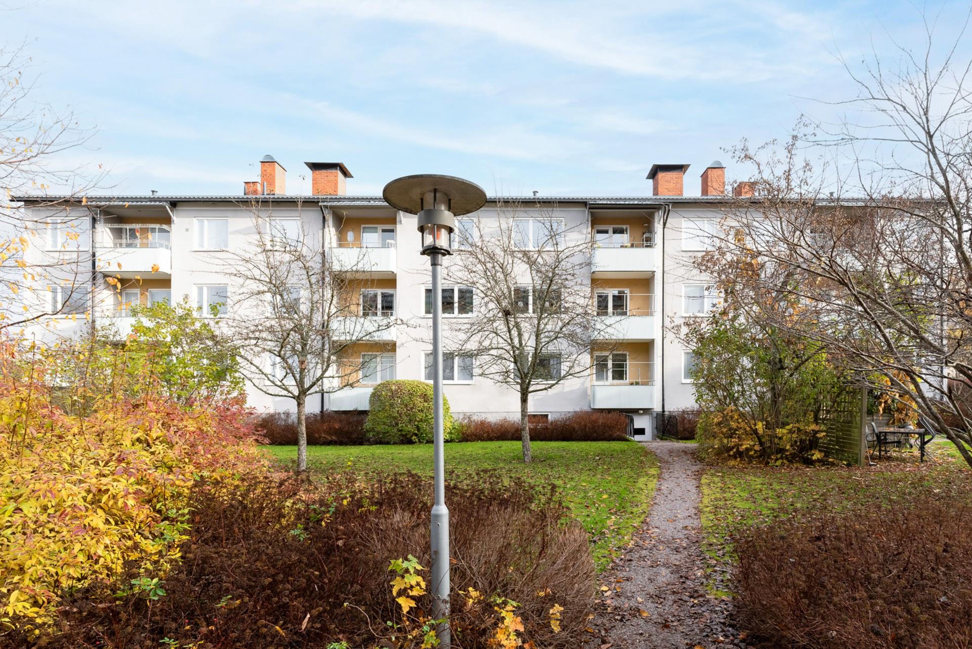 Hjälmarvägen-13B
