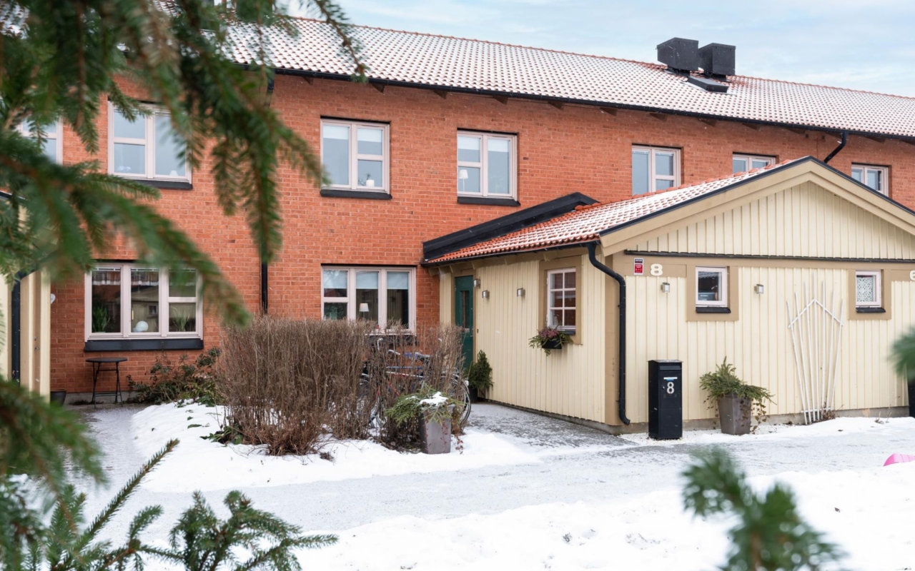 Tryggmaklarhus