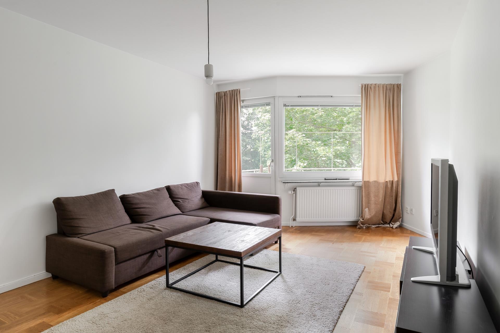 Kyrkvärdsvägen-1