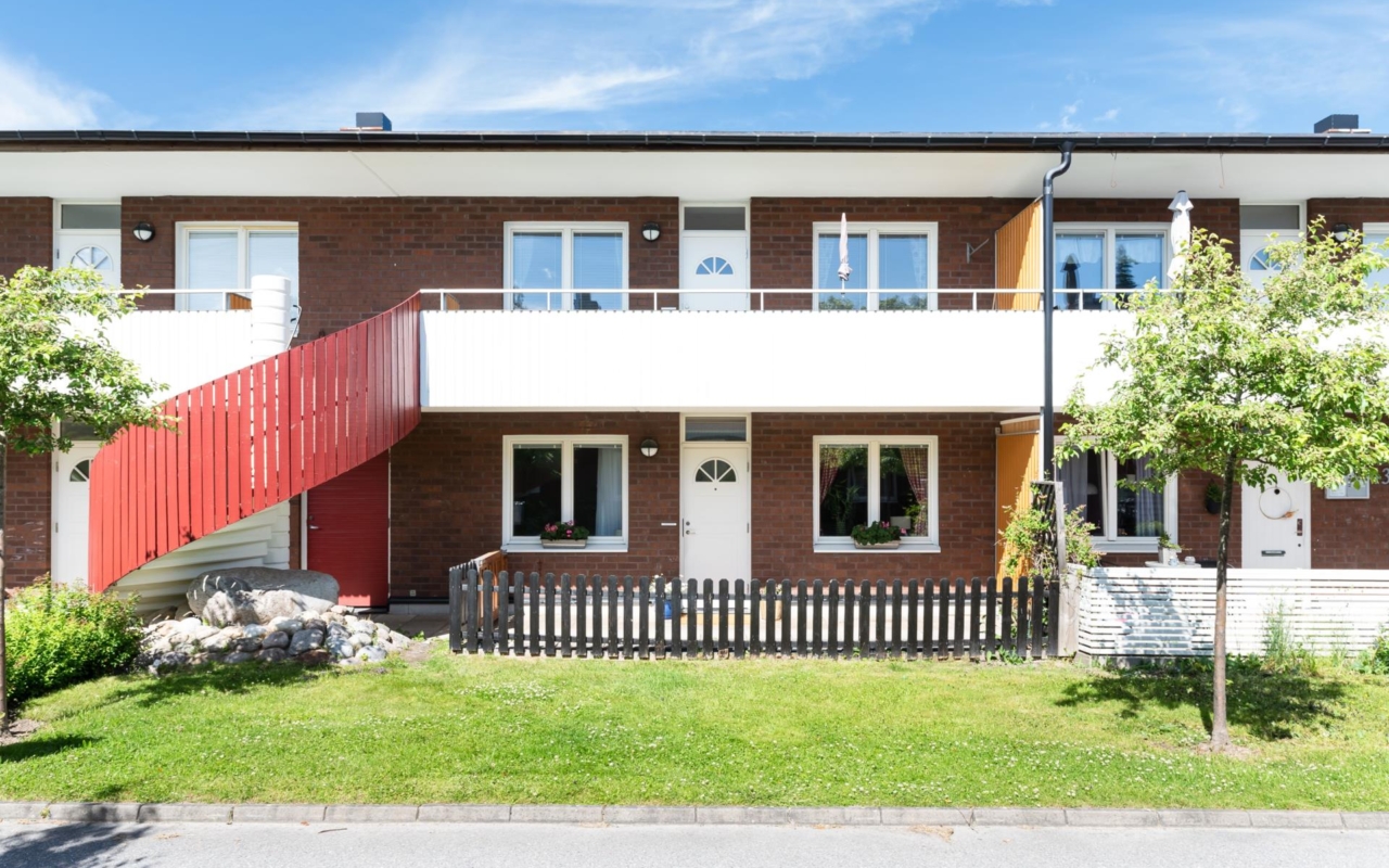 Tryggmaklarhus