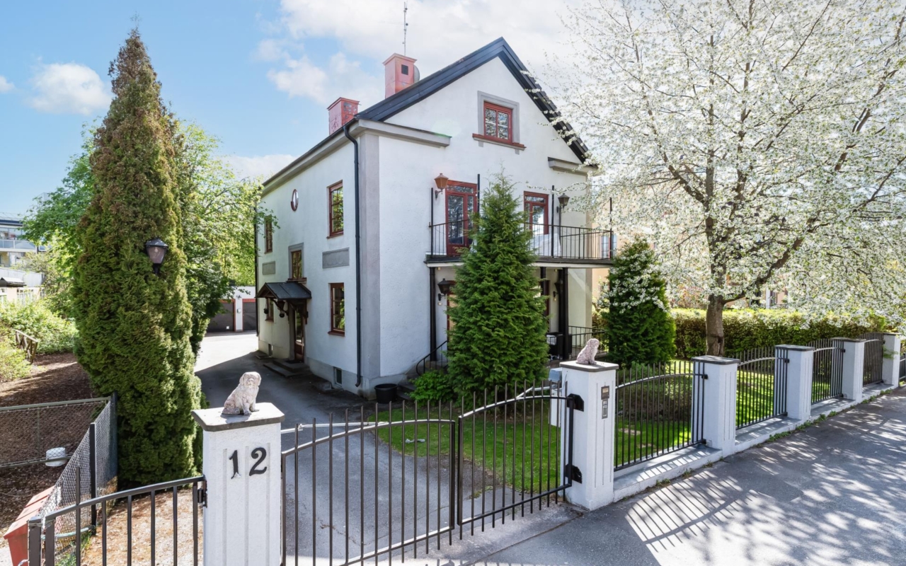 Tryggmaklarhus