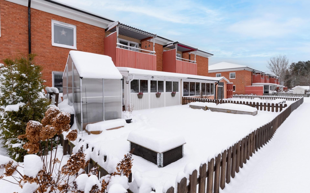Tryggmaklarhus