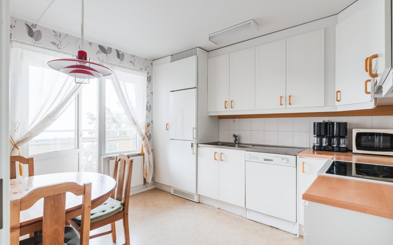 Tryggmaklarhus